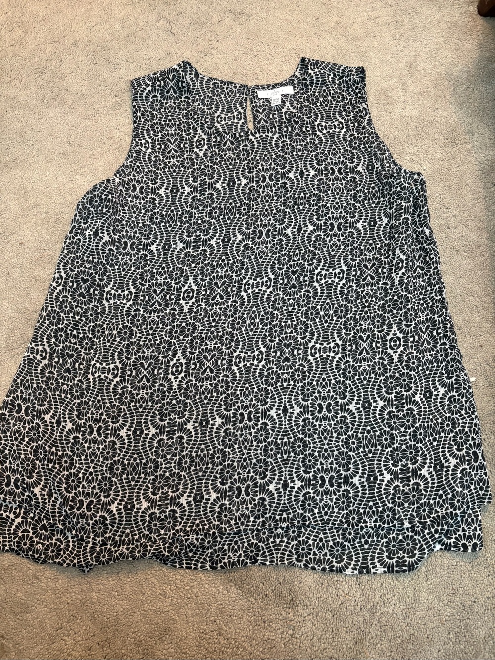 Fever Black & White Floral Lace-Print Sleeveless Camisole